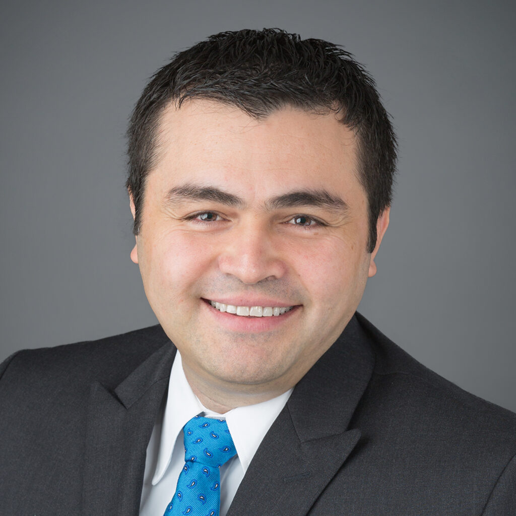 Gustavo Vasconcelos Gustavo Vasconcelos